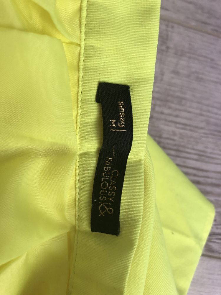 Neonowa spódnica spódniczka