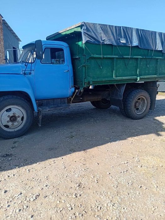 Продам автомобіль Газ 53