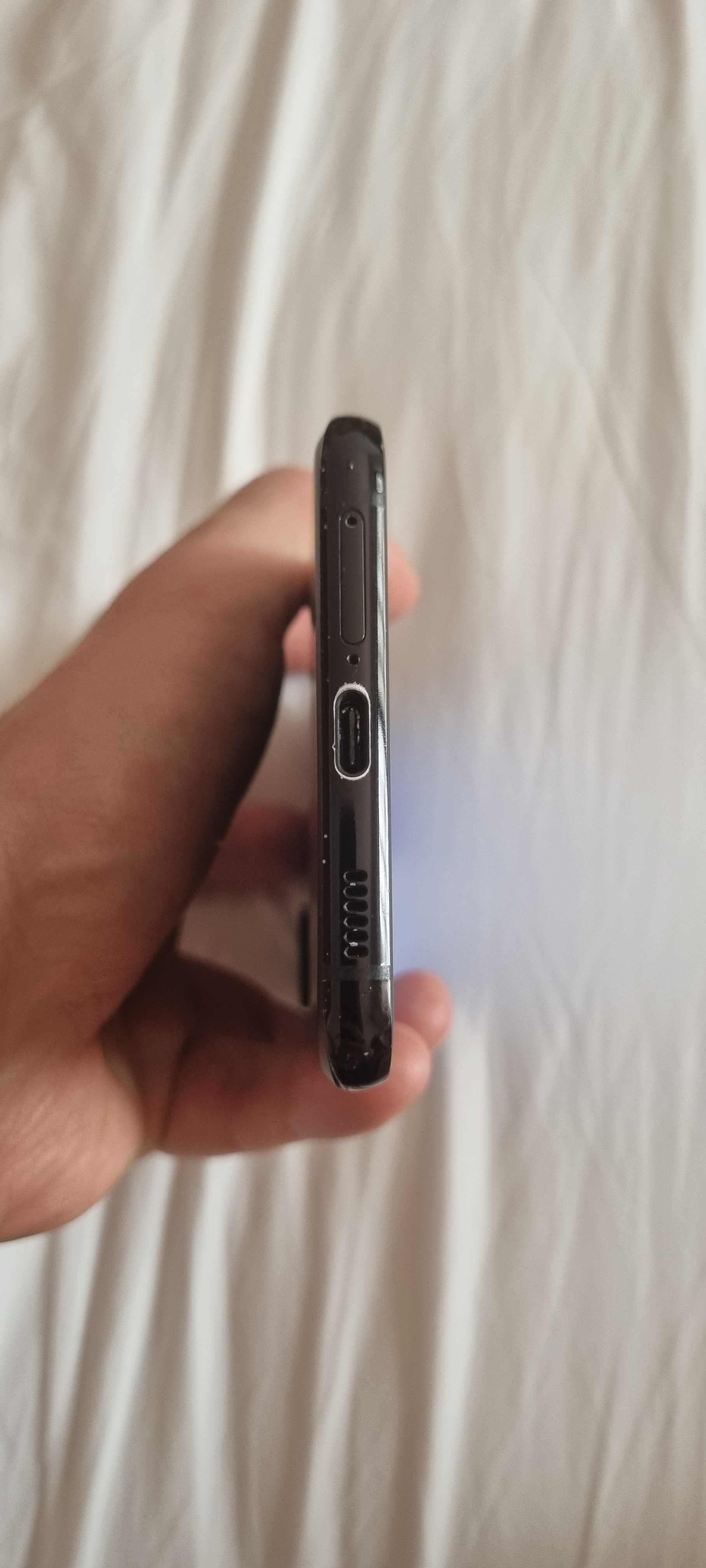 Samsung Galaxy S21+ Plus