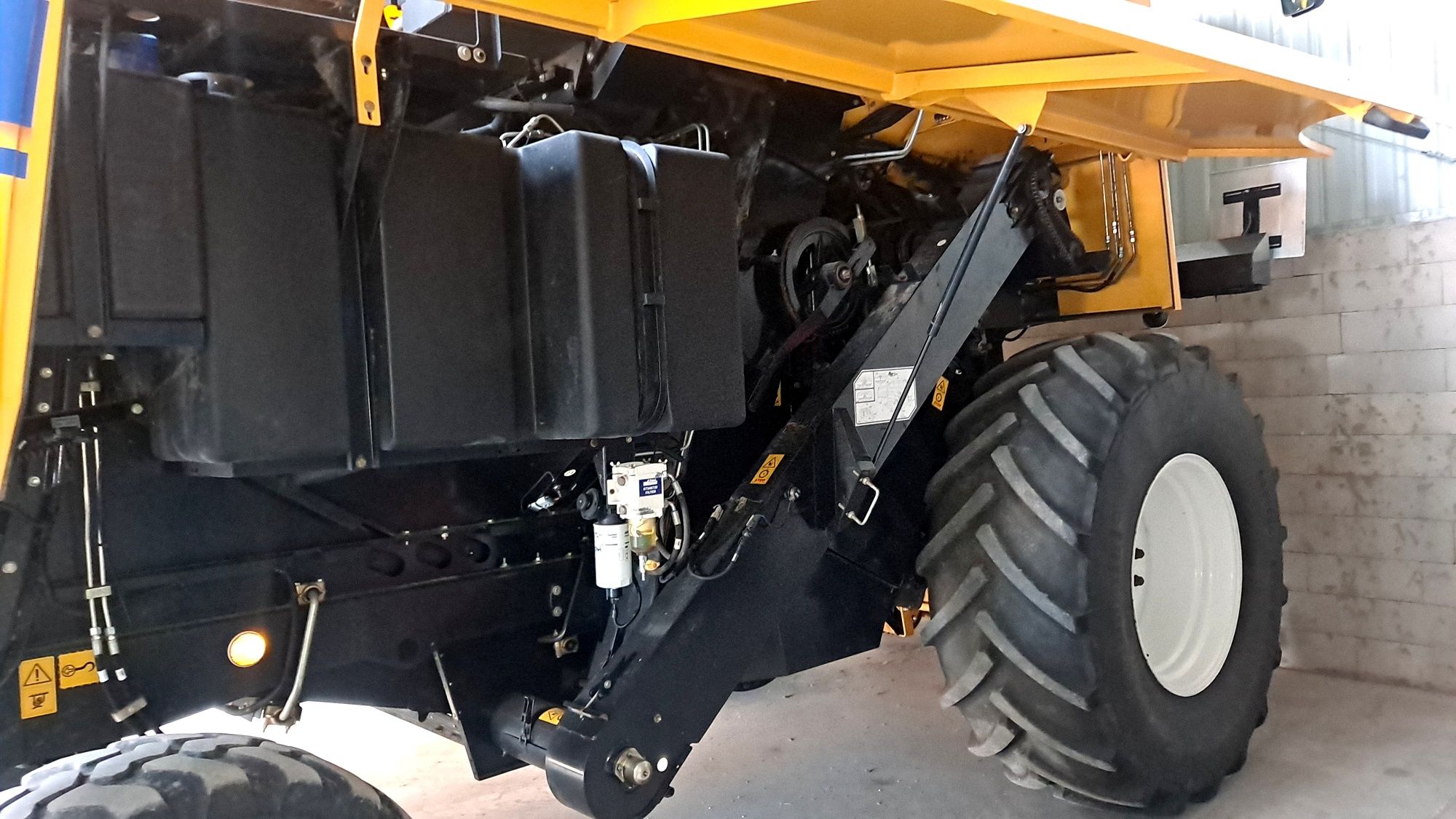 Kombajn New Holland TC 5070