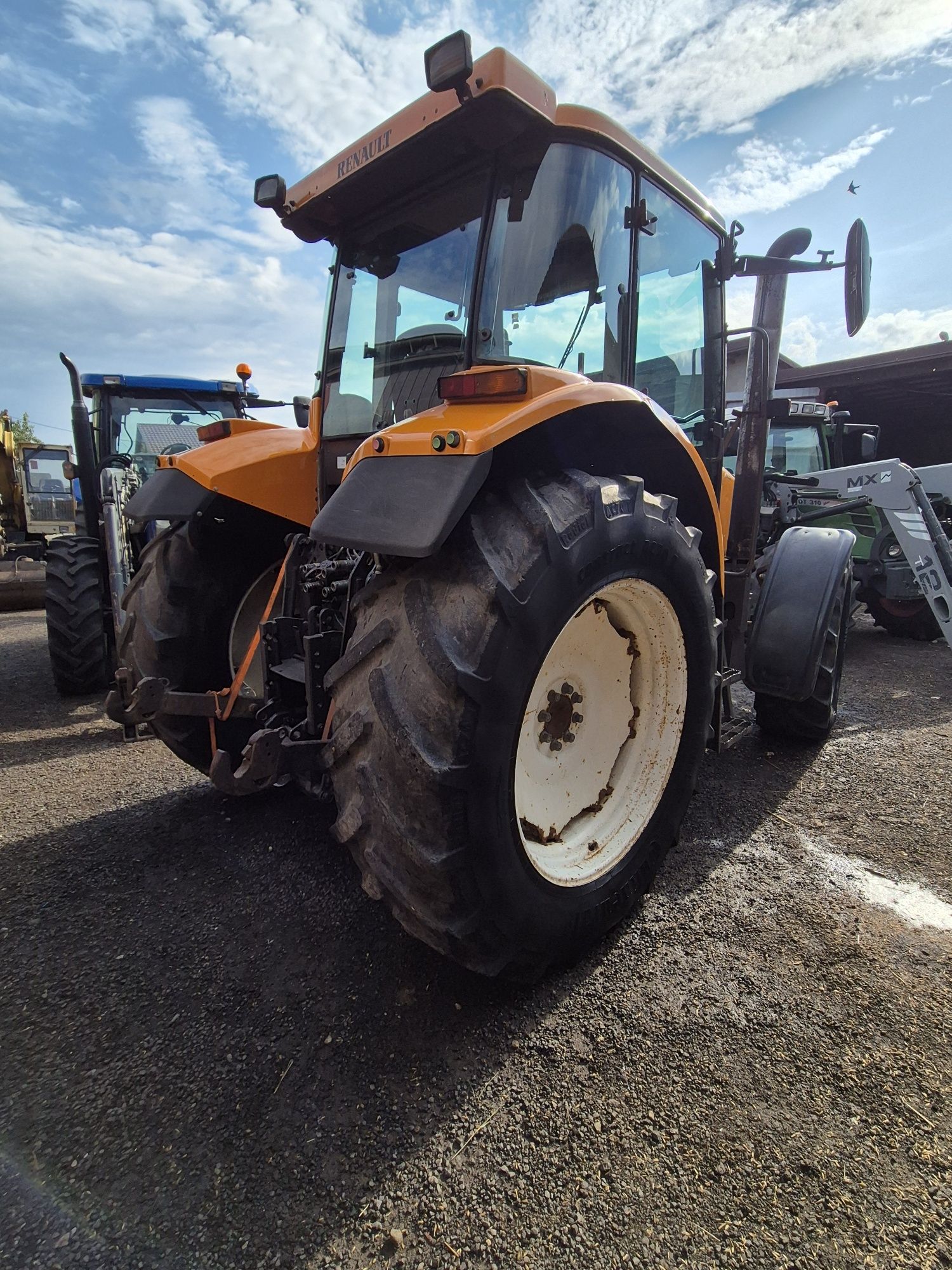 Renault Ares 620 # 2002 rok# BRUTTO#610#630