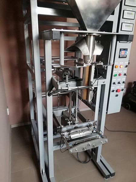 4х ручьевой фасовочно упаковочный автомат