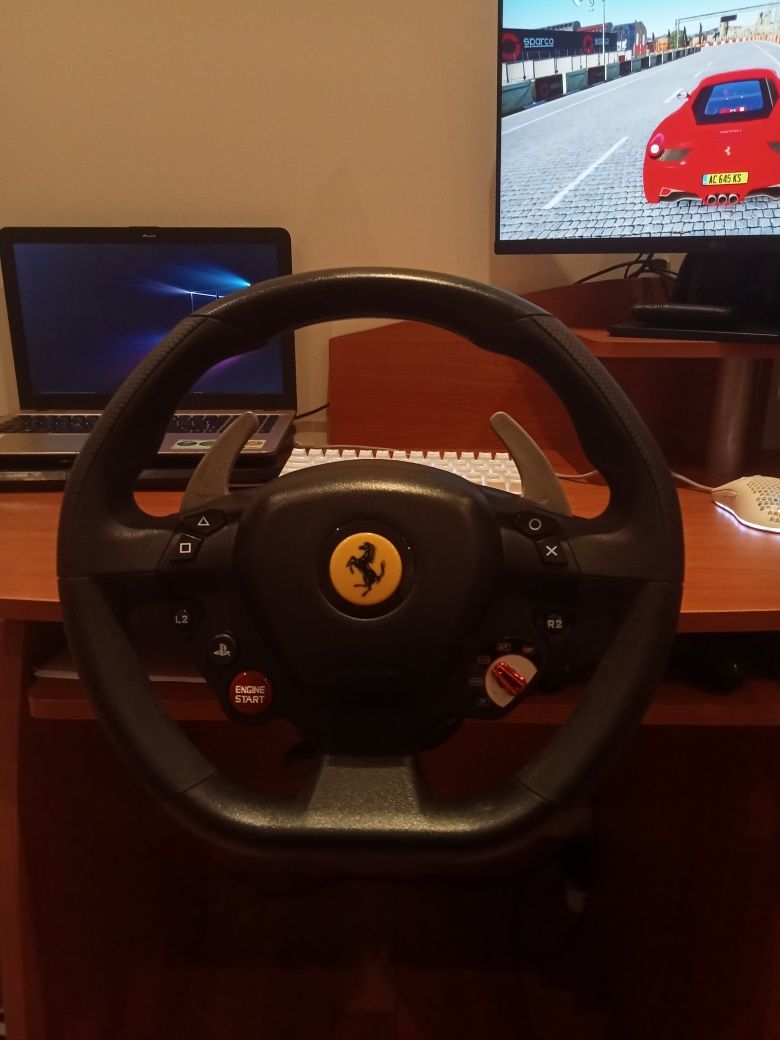 Volante e pedais Ferrari t80 488gtb