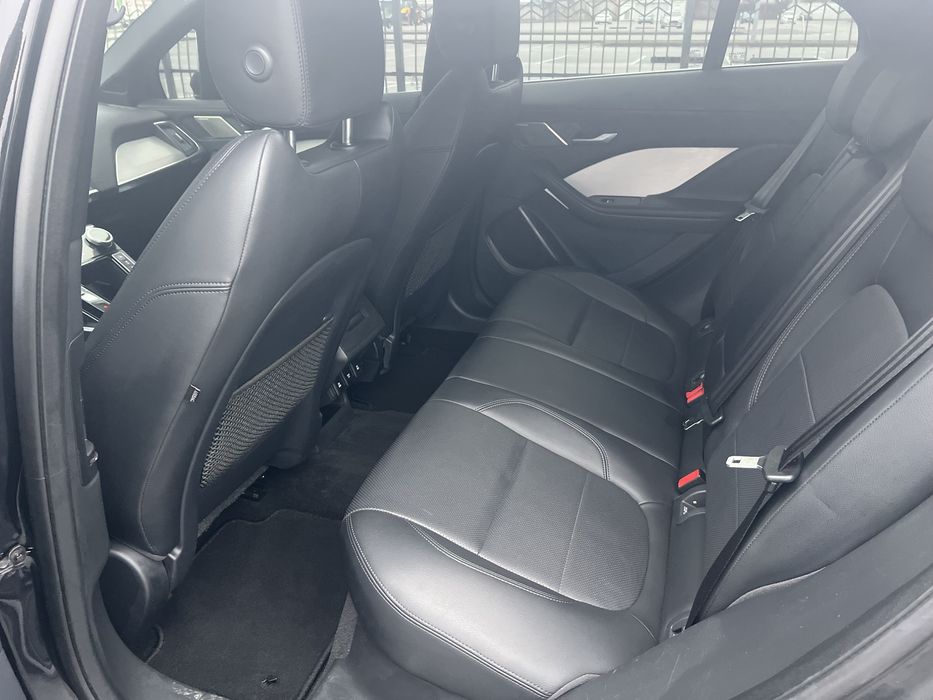 Jaguar I pace 2018