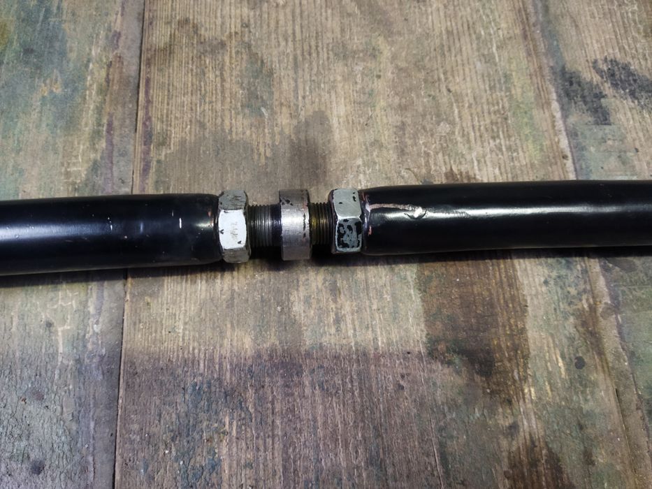 Штанга реактивная ВАЗ 2101-07 поперечная (тяга Панара) разрезная