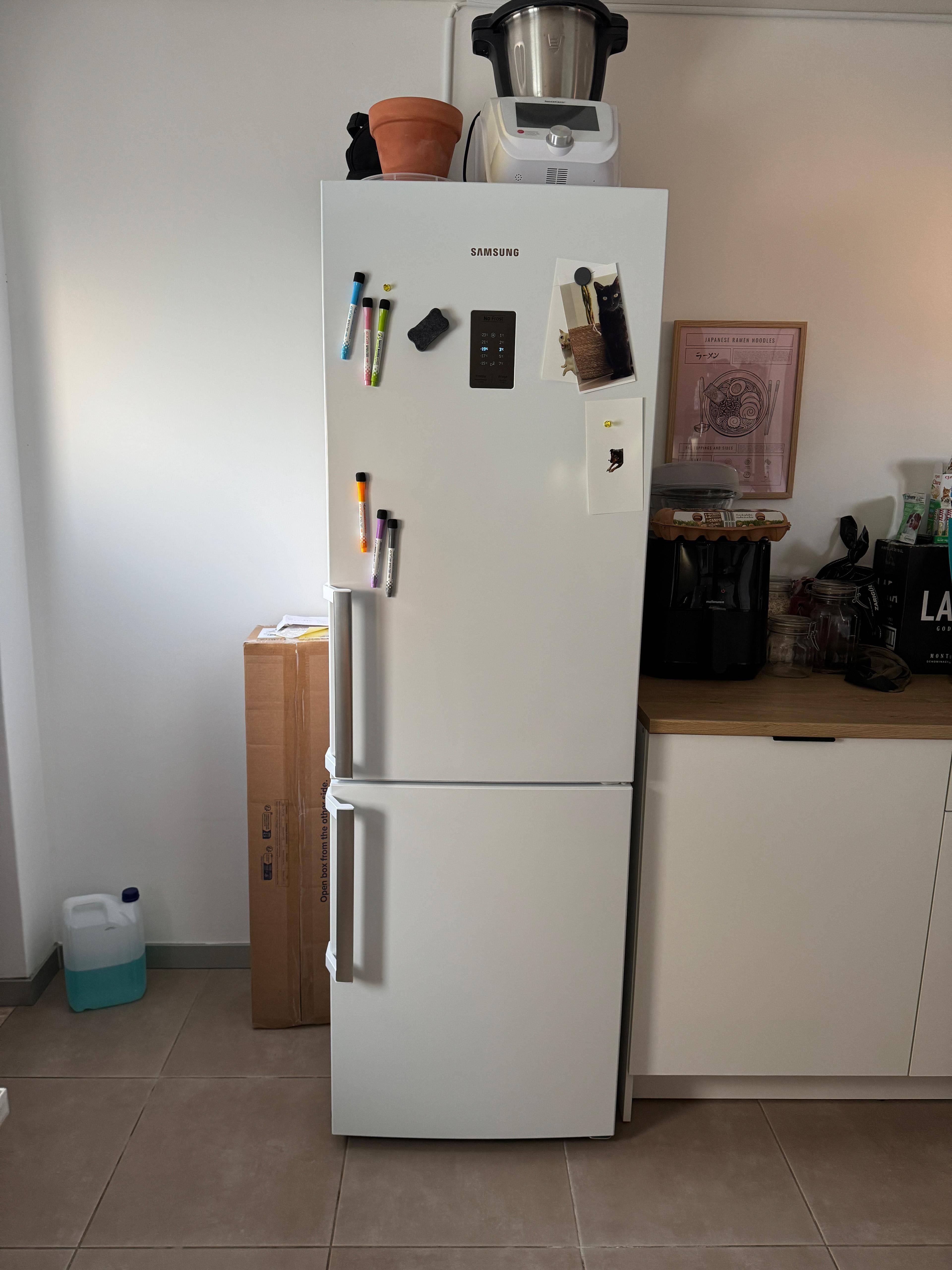 Frigorífico Combinado Samsung RB33J3515WW – Como novo!