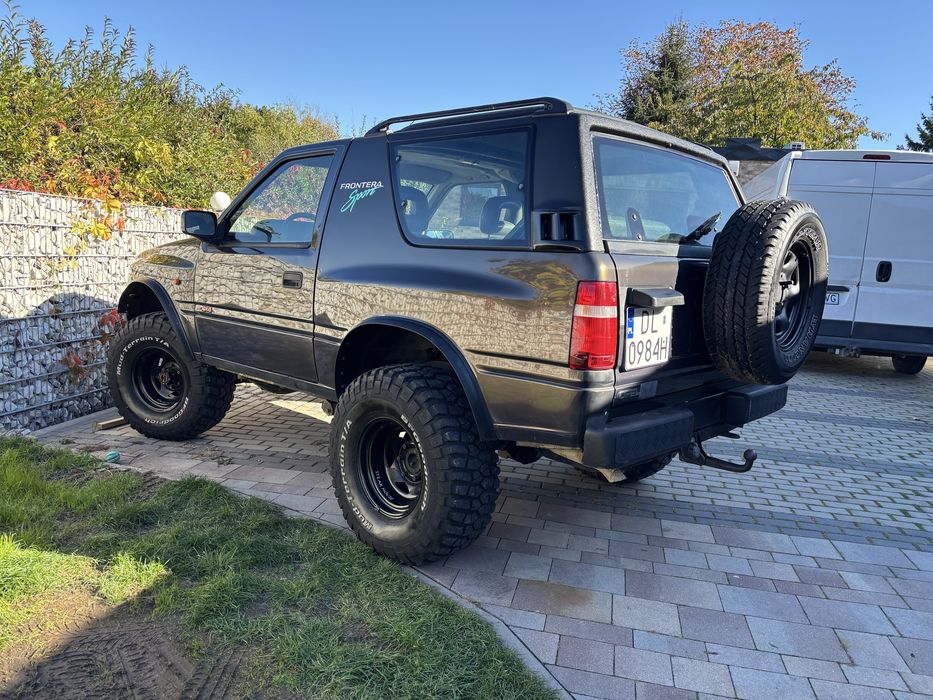 Opel frontera 2.0 lift 2 kola 35 klima bdb stan