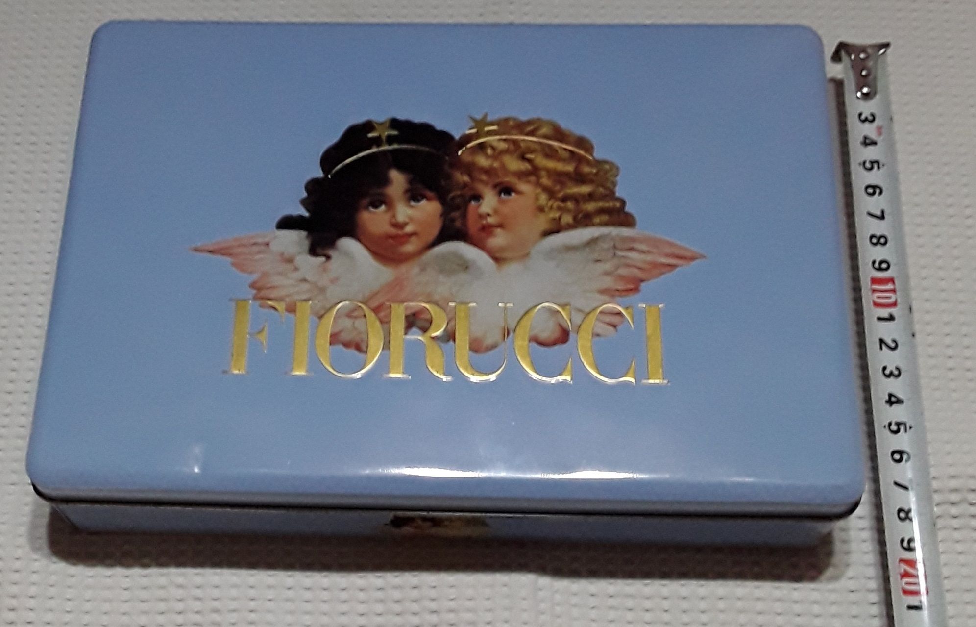 Fiorucci - caixa antiga azul com anjos (vazia)