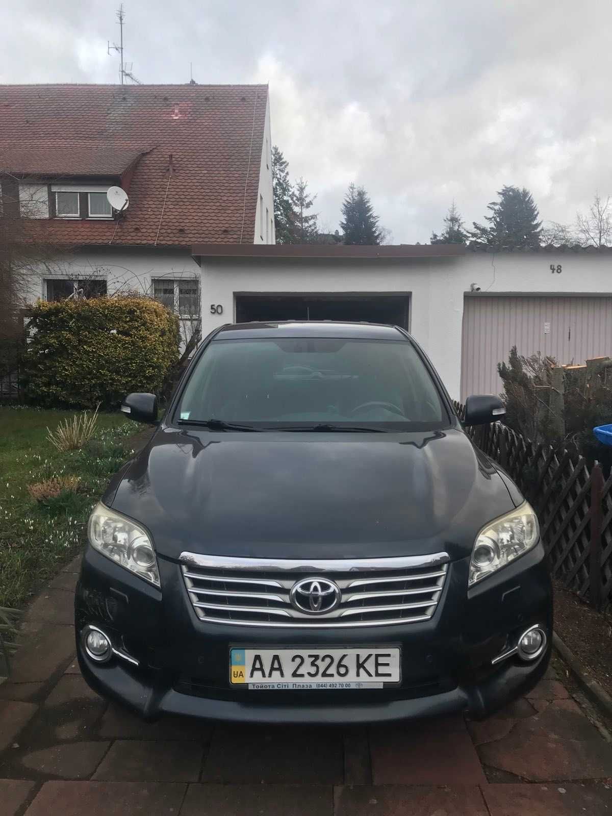 Продам Toyota RAV4