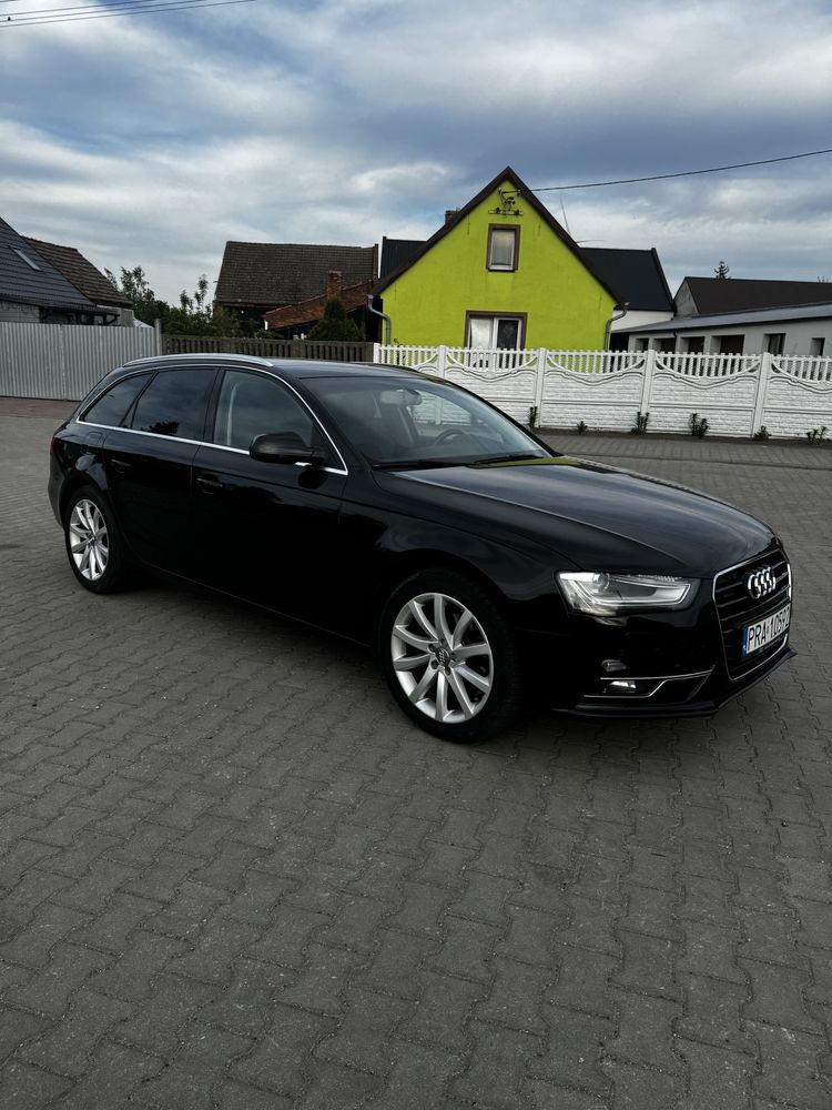 Audi a4 b8 2.0 tdi 177km swietny stan