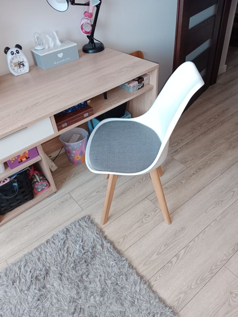 Biurko z nadstawka+krzeseło
