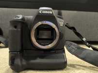 Canon 6D + Grip + 4 baterias e carregador original