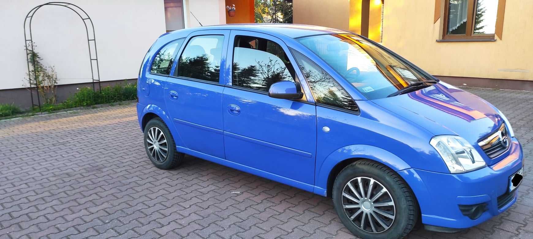 Meriva 1,4 benz. 2006 rok