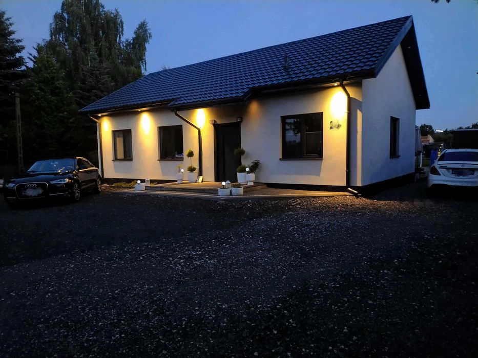 Roczny Dom 104m działka 1400m