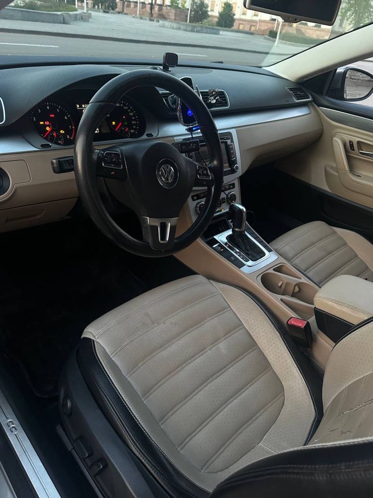 Продам Volkswagen CC 2012