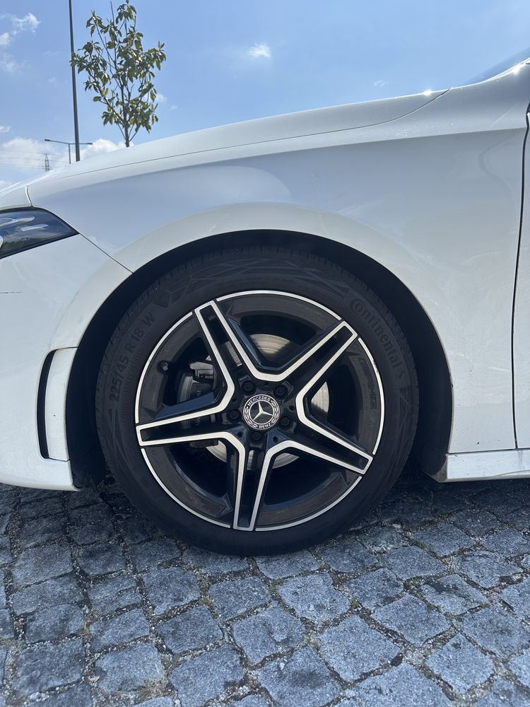 Mercedes-Benz A 180d 2.0 Limousine AMG Line – Pack Night