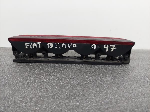 Luz stop adicional / 3º stop FIAT Bravo I (182_)