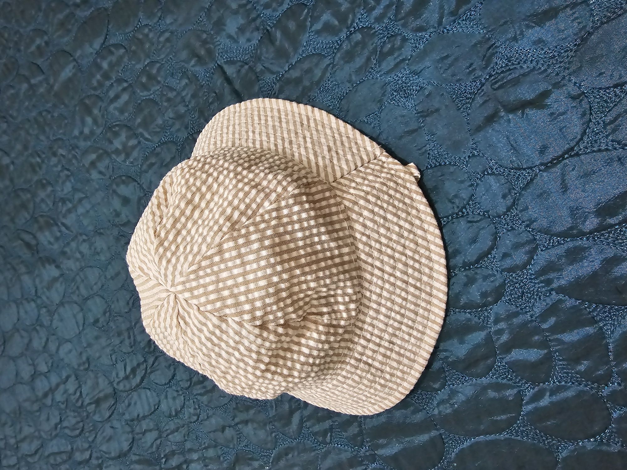 Chapéu de bebé H&M novo (6-18 meses)