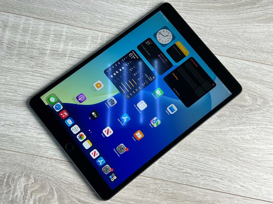 Apple iPad Air 3 10.5 Wi-Fi 256GB Space Gray A2152 ІДЕАЛ 100% АКУМ