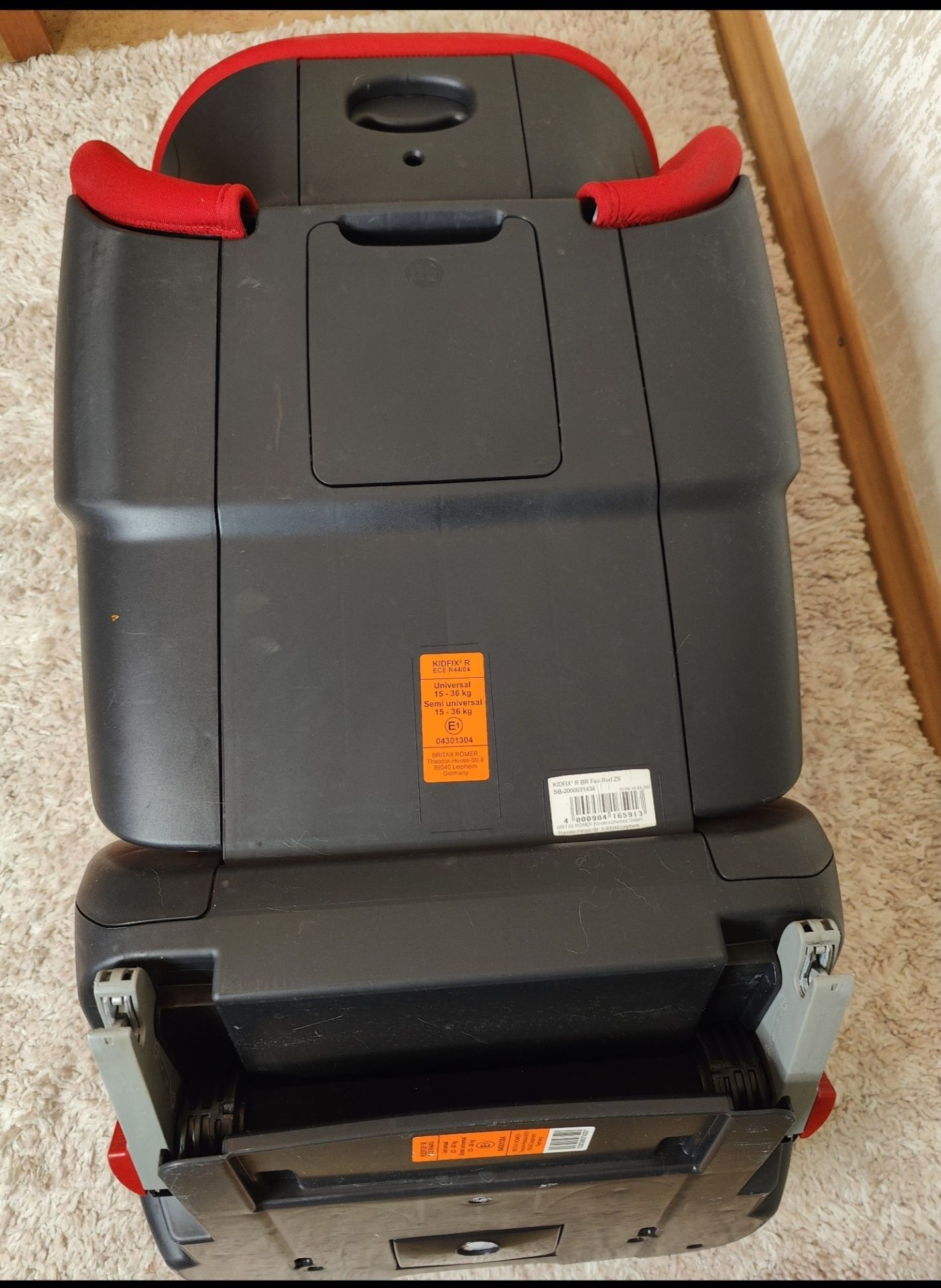 Автокрісло Britax Römer KIDFIX2 R в отличном состоянии 15-36кг.