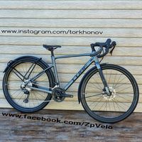 28 CUBE NUROAD RACE Carbon Shimano GRX 810. Disc Гідра. Світло LED