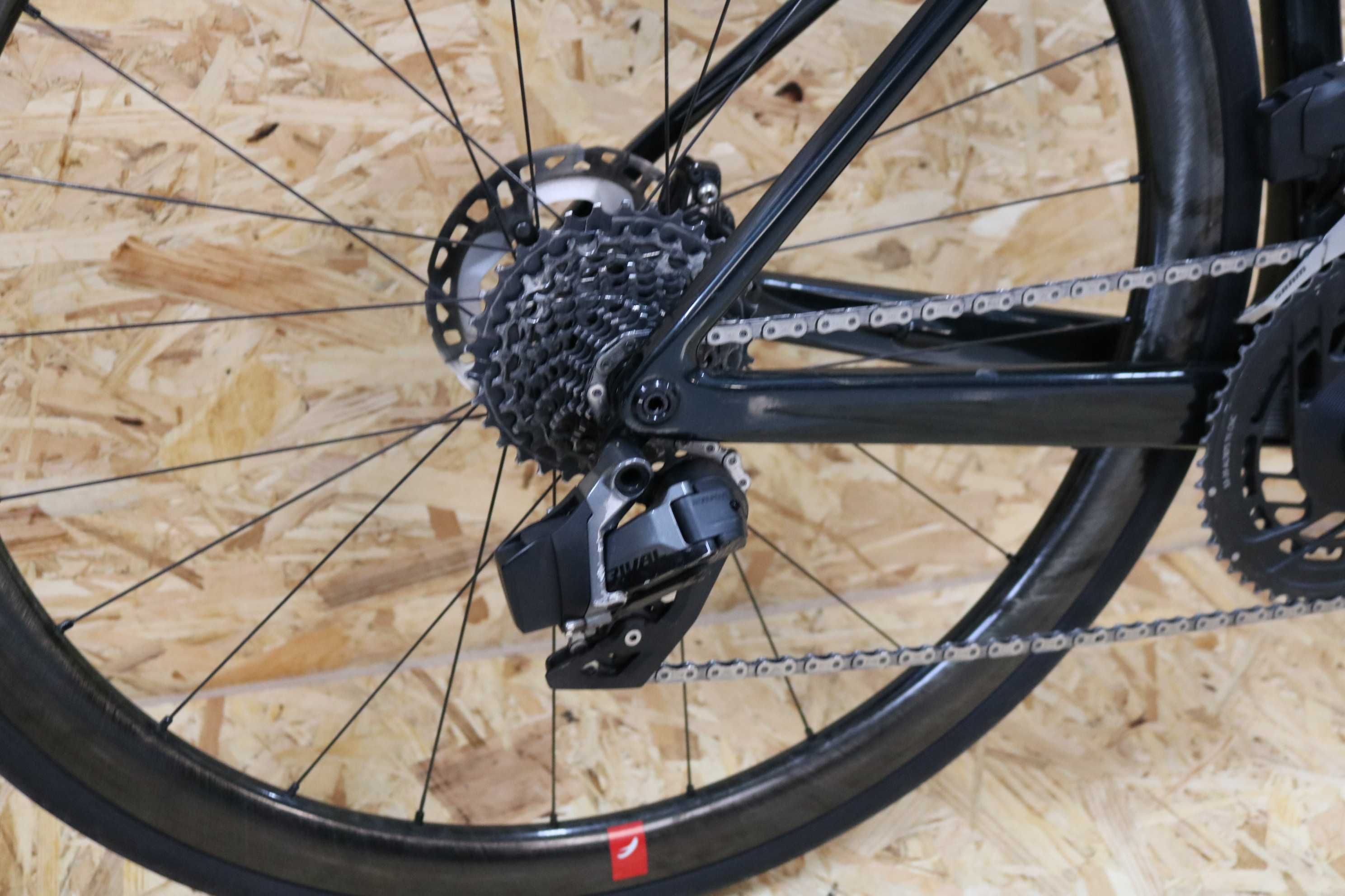 Bicicleta carbono Scott Addict RC - Sram Rival AXS - Rodas Carbono