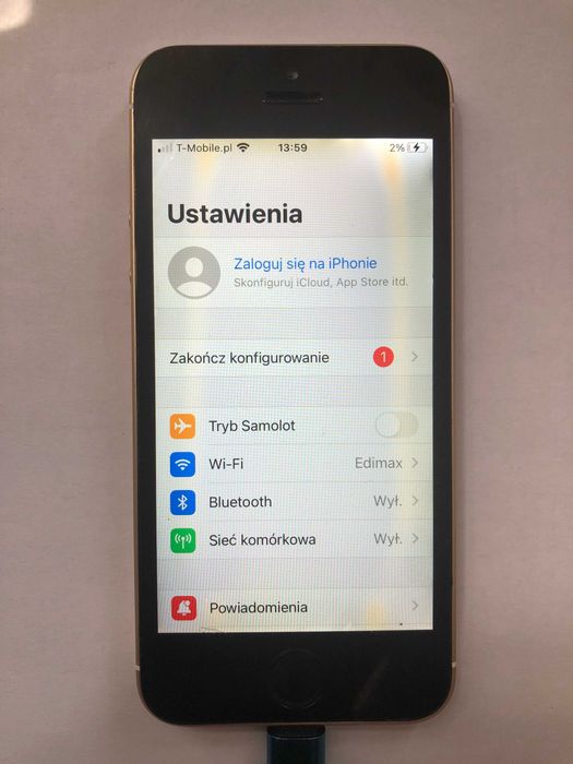 Telefon komórkowy iPhone SE 32GB iOS 15.8 Smartfon