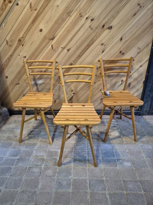 60x Krzesło drewniane typu farmhouse FAMEG + stół | Domek letniskowy |