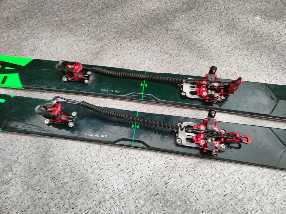 Lekkie skitoury ZAG ADRET 174 cm 10,3kg + Pinowe wiązania PLUM + FOKI