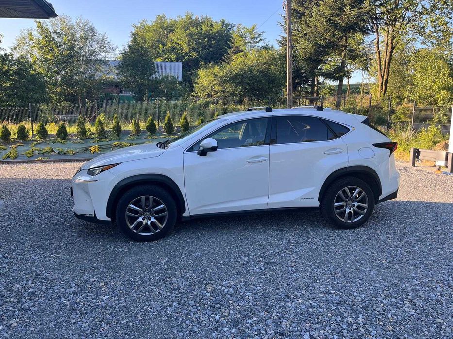 Lexus nx 300 h zadbany