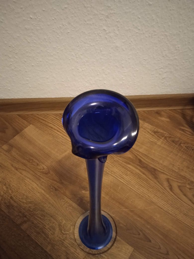 Wazon szklany niebieski szkło kobaltowe artystyczne