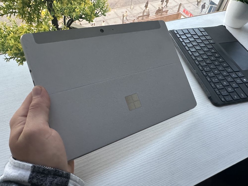 Microsoft Surface Go IPS 10.1" 2K IPS 4/64 GB Wifi !