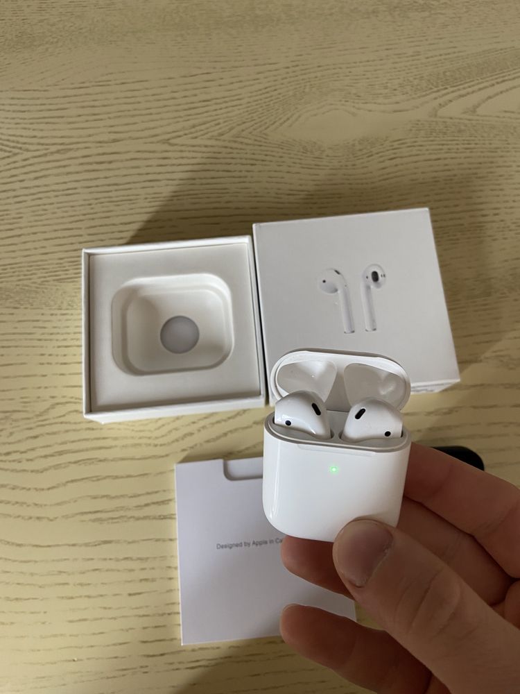 Airpods 2 with wireless charging case ТЕРМІНОВО!