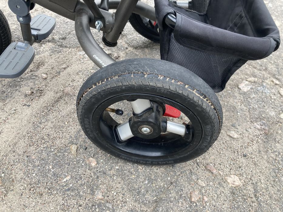 Дитячий велосипед з батьківською ручкою