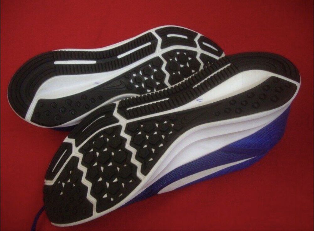 Кроссовки Nike Downshifter