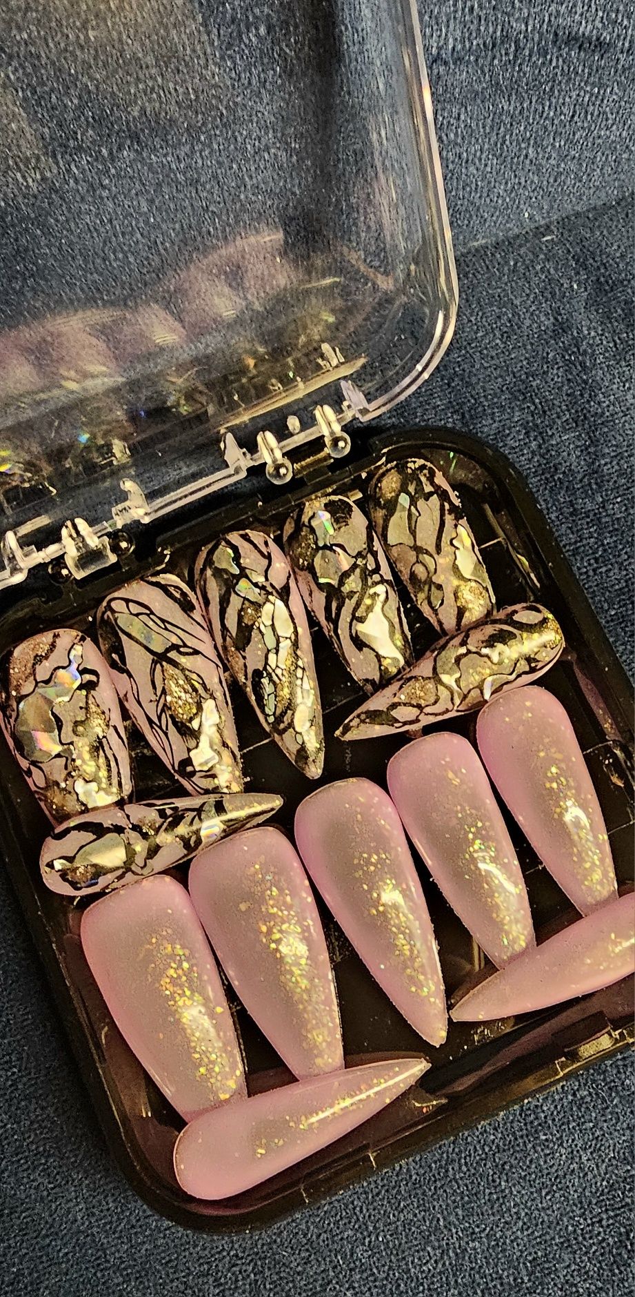 Tipsy / press on nails