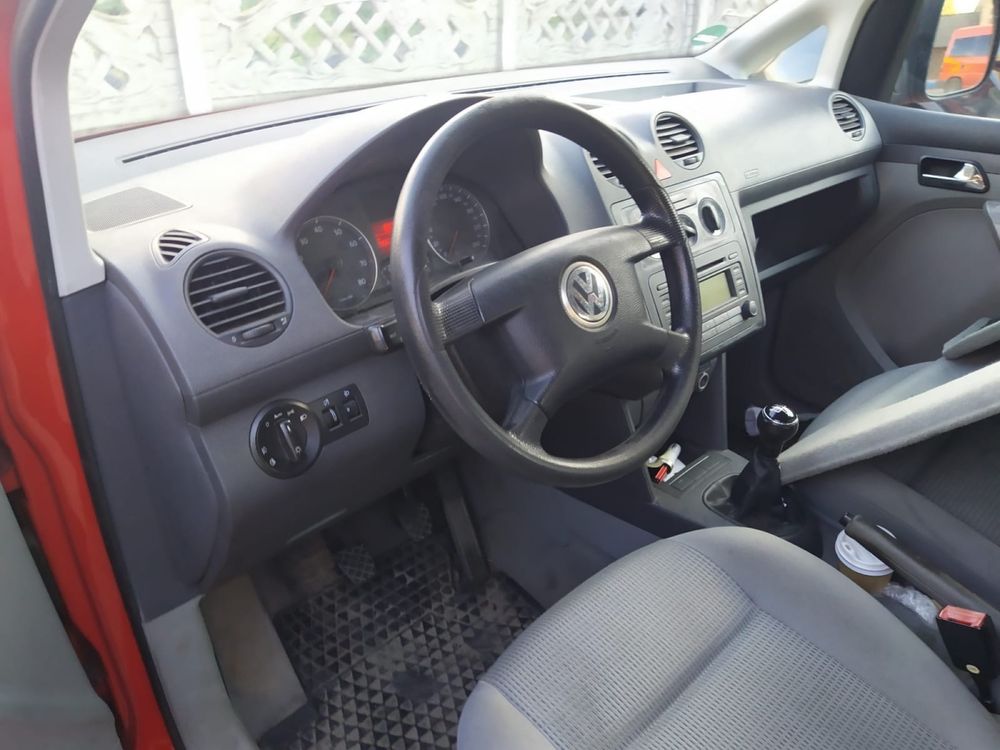 Продам Volkswagen Caddy