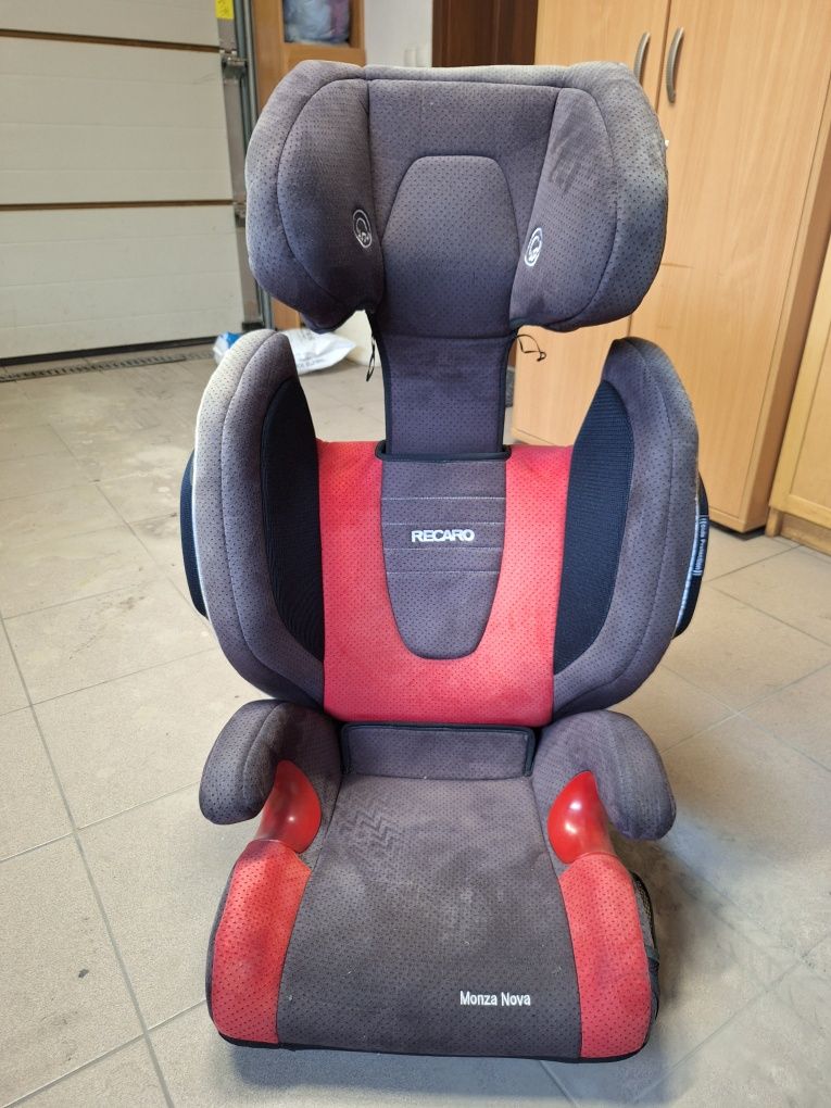 Fotelik Recaro monza z głośnikami