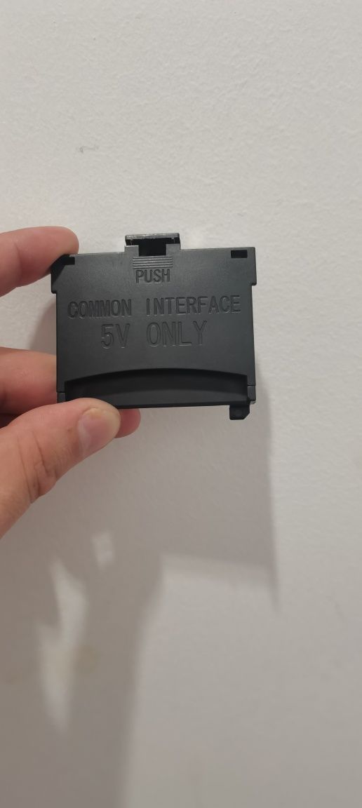 Comonn interface 5v only