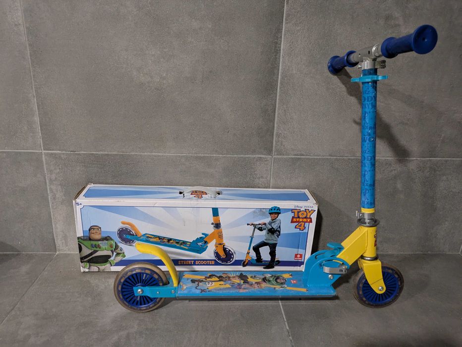 Trotinete de 2 rodas para de criança Toy Story