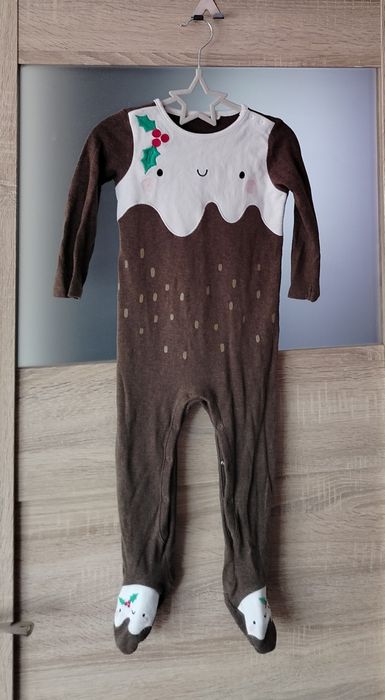 Świąteczny pajacyk „Christmas Pudding” 86–92 (18–24 m-ce)