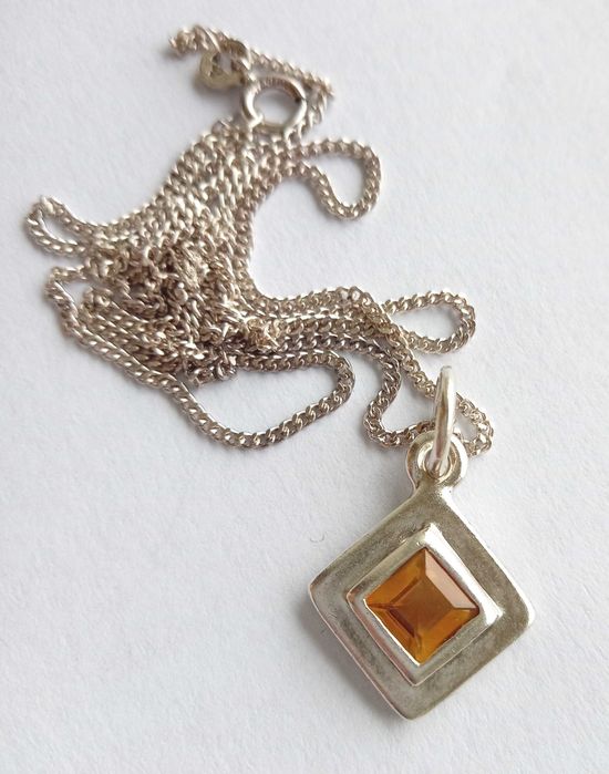 Кулон підвіс з жовтим каменем, на ланцюжку, срібло 925 проба