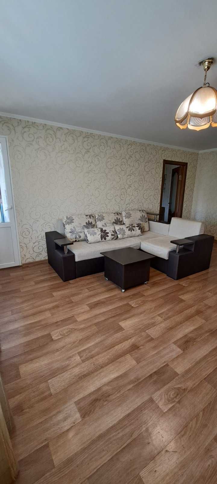 Продаётся добротная двухкомнатная квартира в Корабельном S1