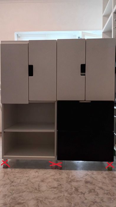 Dois móveis Ikea Stuva