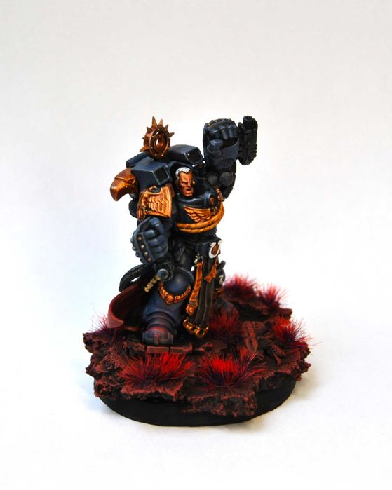 Warhammer 40k Space Marines Mareneus Calgar and Vitrix Scuad
