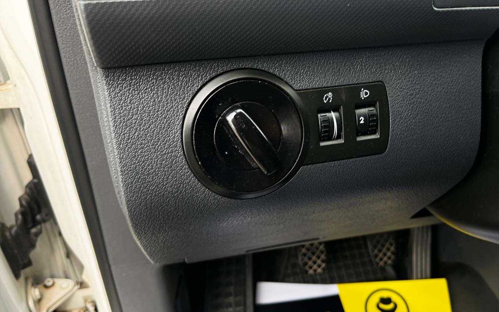 Volkswagen Caddy 2011