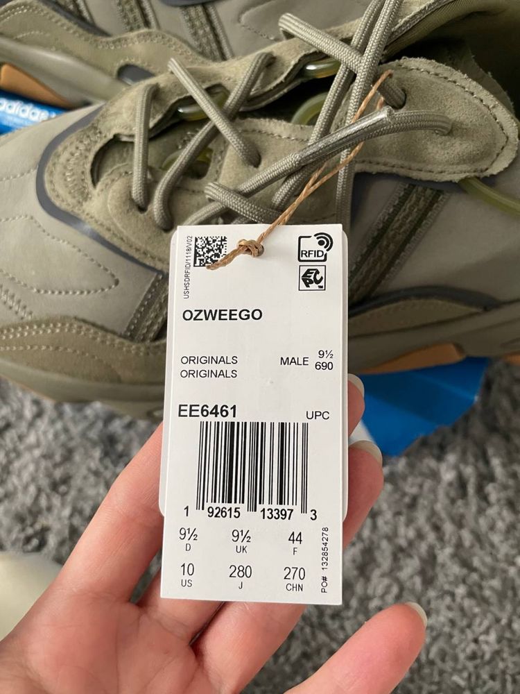 Кросівки Adidas Ozweego EE6461