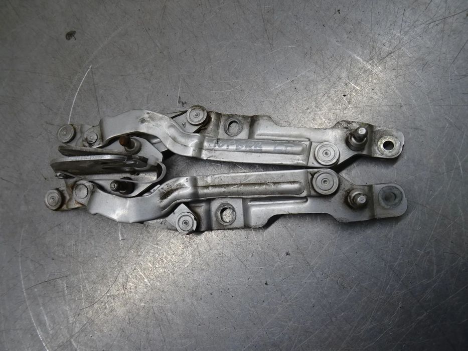 SKODA SUPERB I 01-05 2.8 V6 ZAWIASY KLAPY BAGAŻNIKA