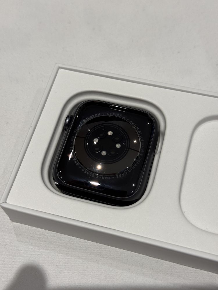 Apple Watch Series 6 LTE/4G/E-SIM 44mm