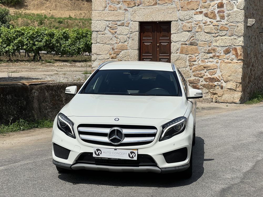 Mercedes benz gla 200